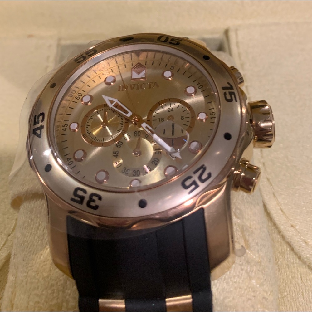 NIBWT Invicta Pro Diver Chronograph 18KGold Plated Movement: Japanese New in box